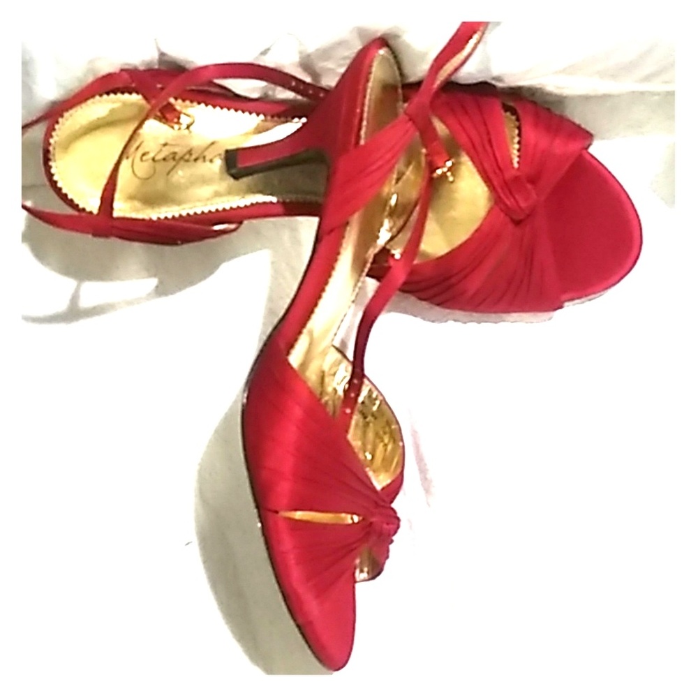 Metaphor Heels